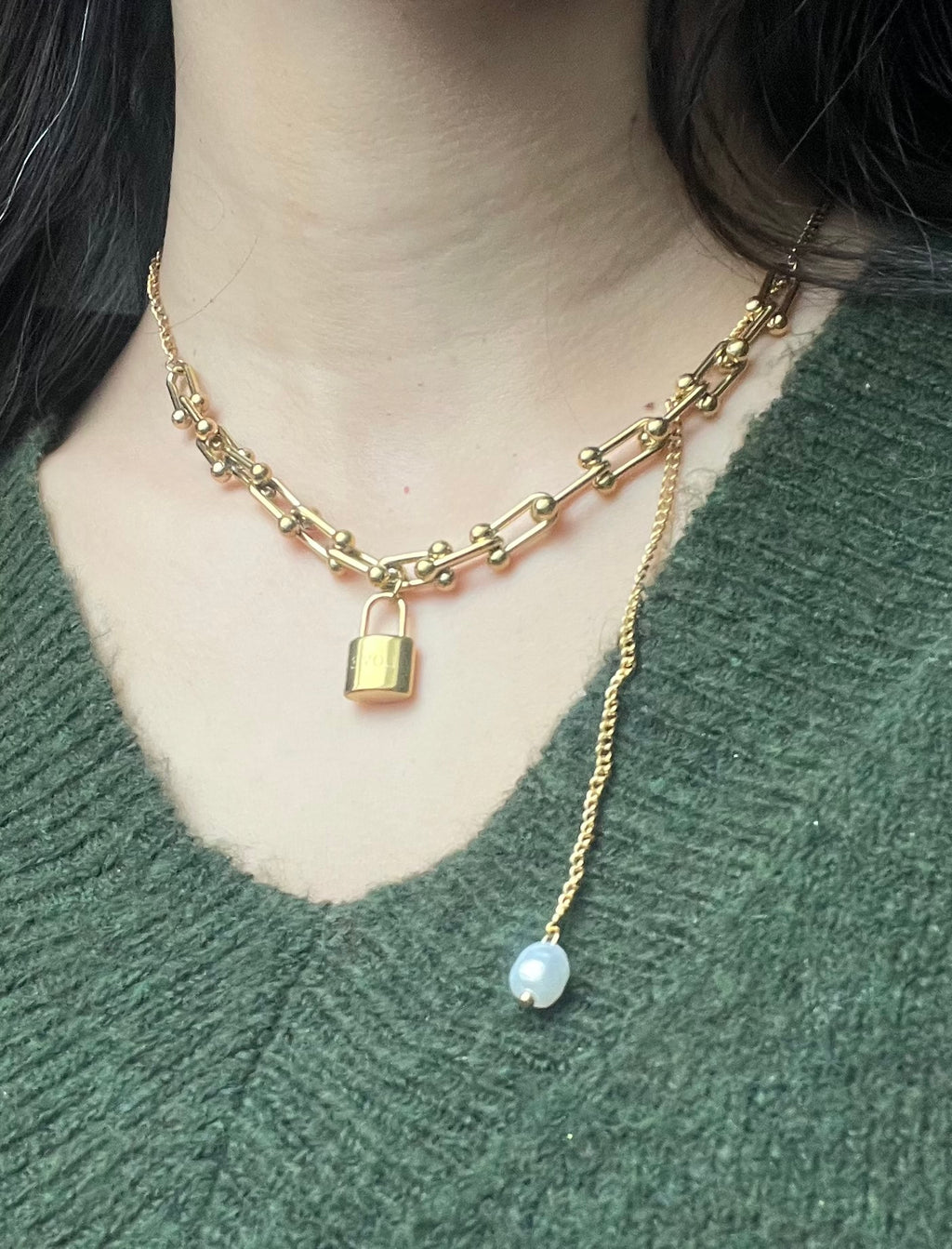 Collier inés